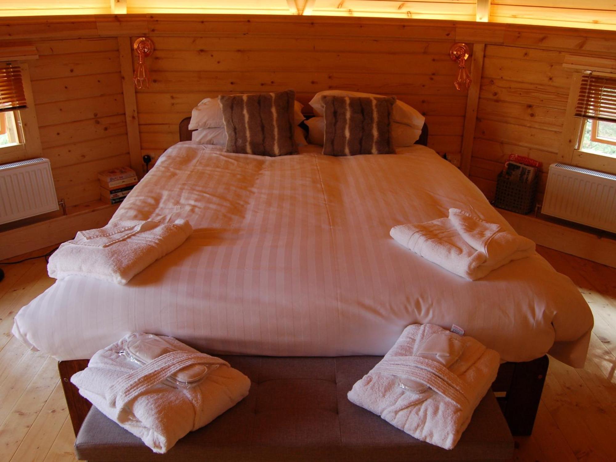 Romantic Rural Retreats Крюкерн Номер фото
